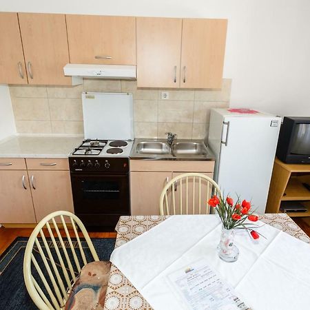 Apartmani Jelica Krk Town Exterior photo